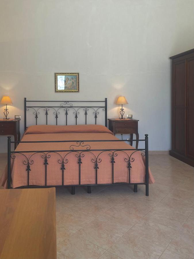 La Rondine Bed And Breakfast Uggiano La Chiesa Exteriér fotografie